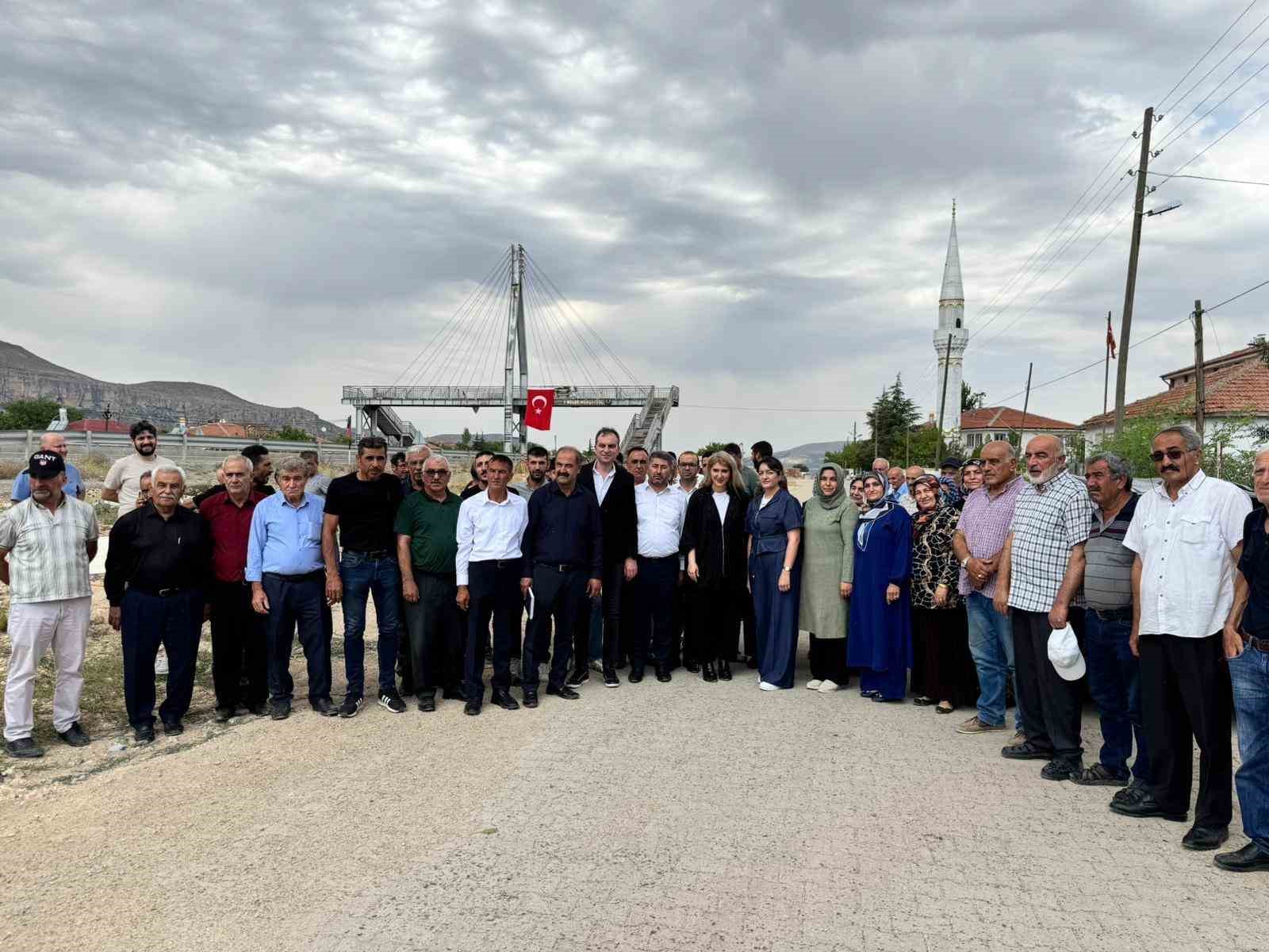 Milletvekili Ölmeztoprak’tan İkizce’de kavşak incelemesi