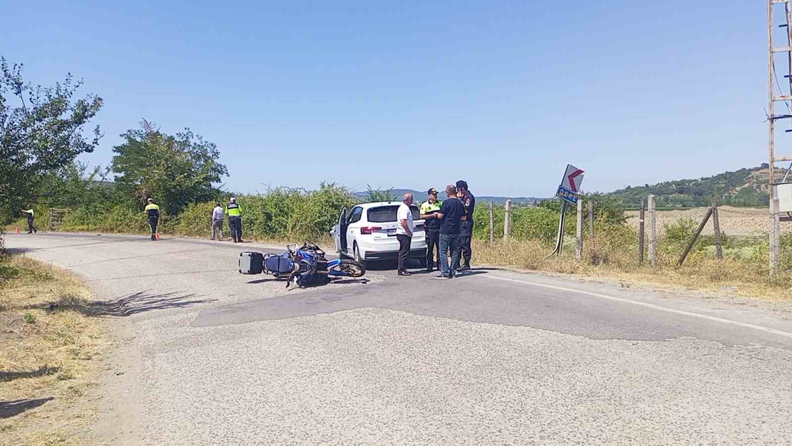 Jandarma motorize timi ile otomobil çarpıştı