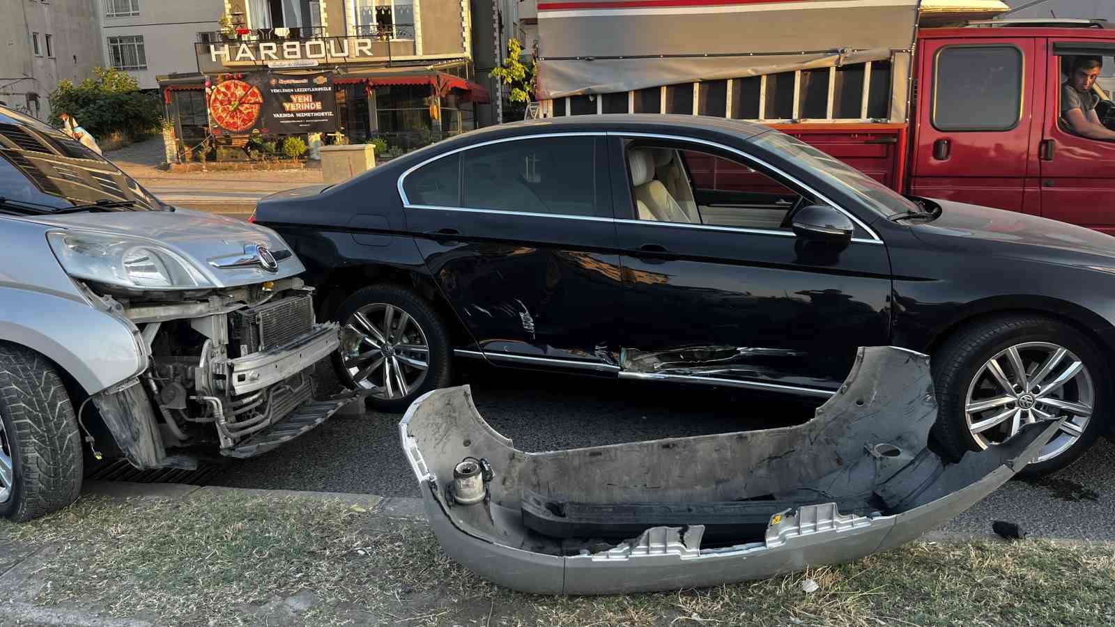 Ordu&rsquo;da eski belediye başkanı trafik kazası ge&ccedil;irdi
