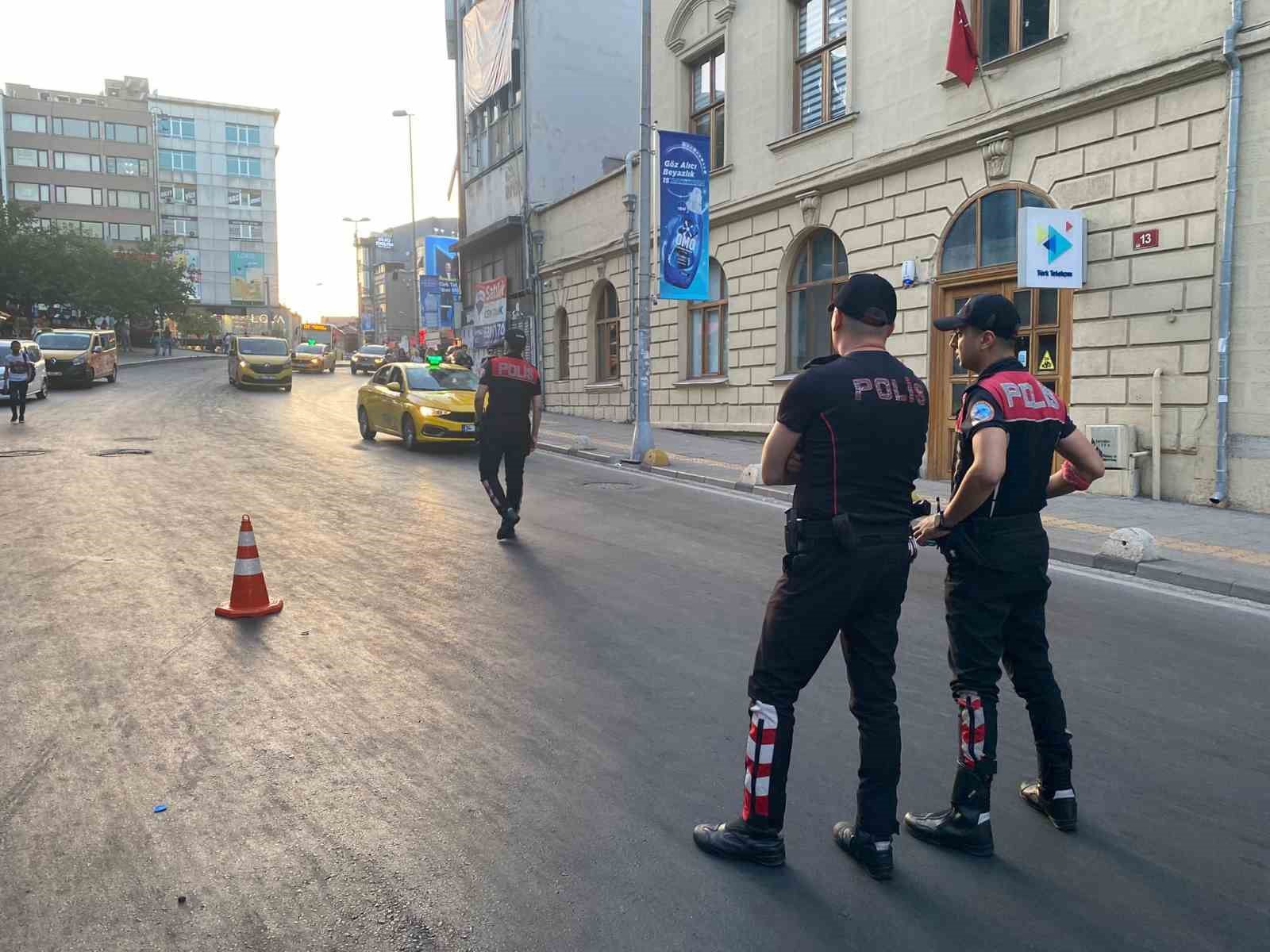 Kadıköy’de helikopter destekli huzur uygulaması