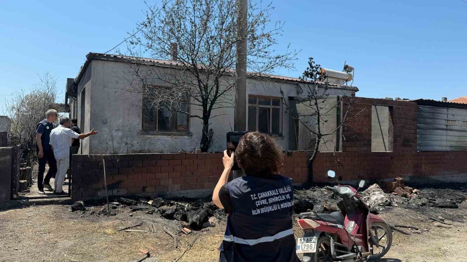 Bakan Kurum: "3 ilde hasar tespit çalışmaları sürüyor, ilk belirlemelere göre 9’u konut 26 yapı hasar gördü"