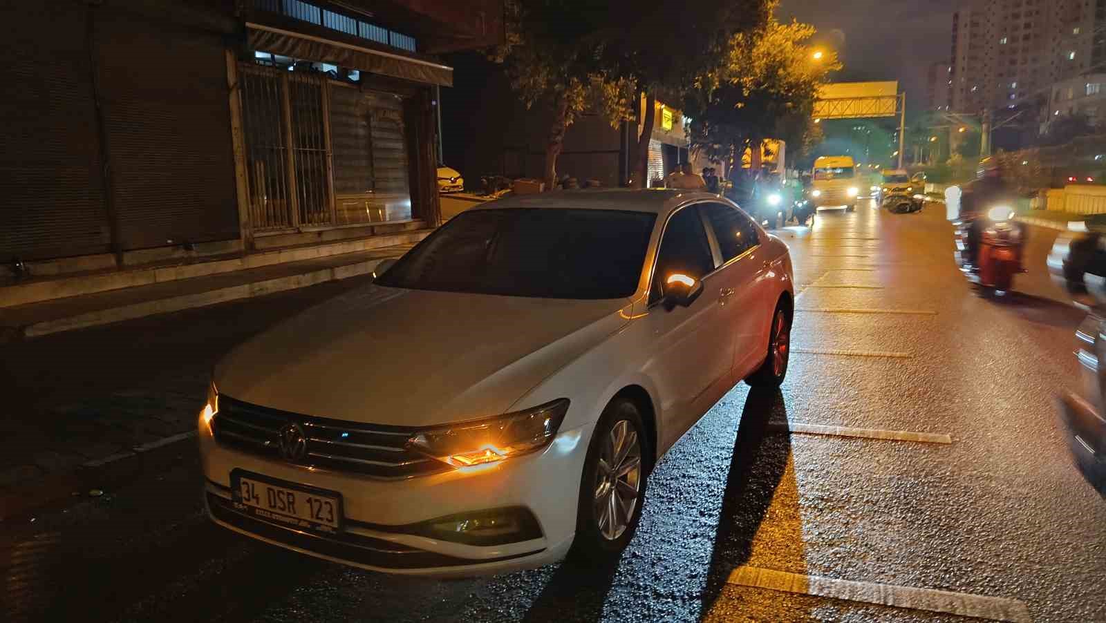 Adana&rsquo;da motosiklet ile otomobil &ccedil;arpıştı: 1 &ouml;l&uuml;, 1 yaralı
