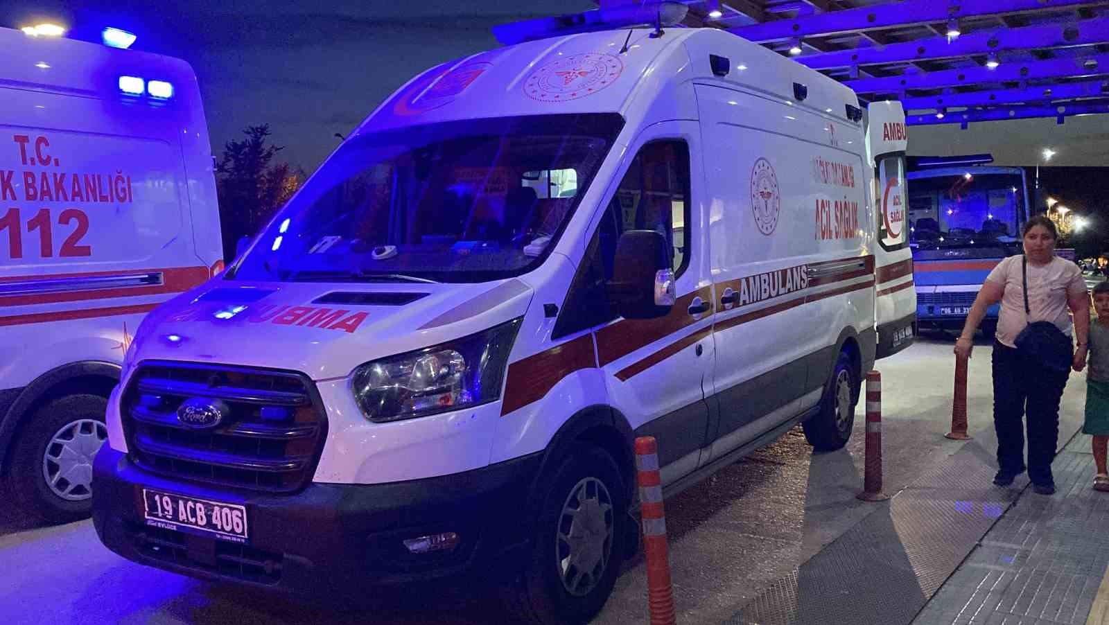 &Ccedil;orum&rsquo;da 5. kattan d&uuml;şen 2 yaşındaki &ccedil;ocuk hayatını kaybetti
