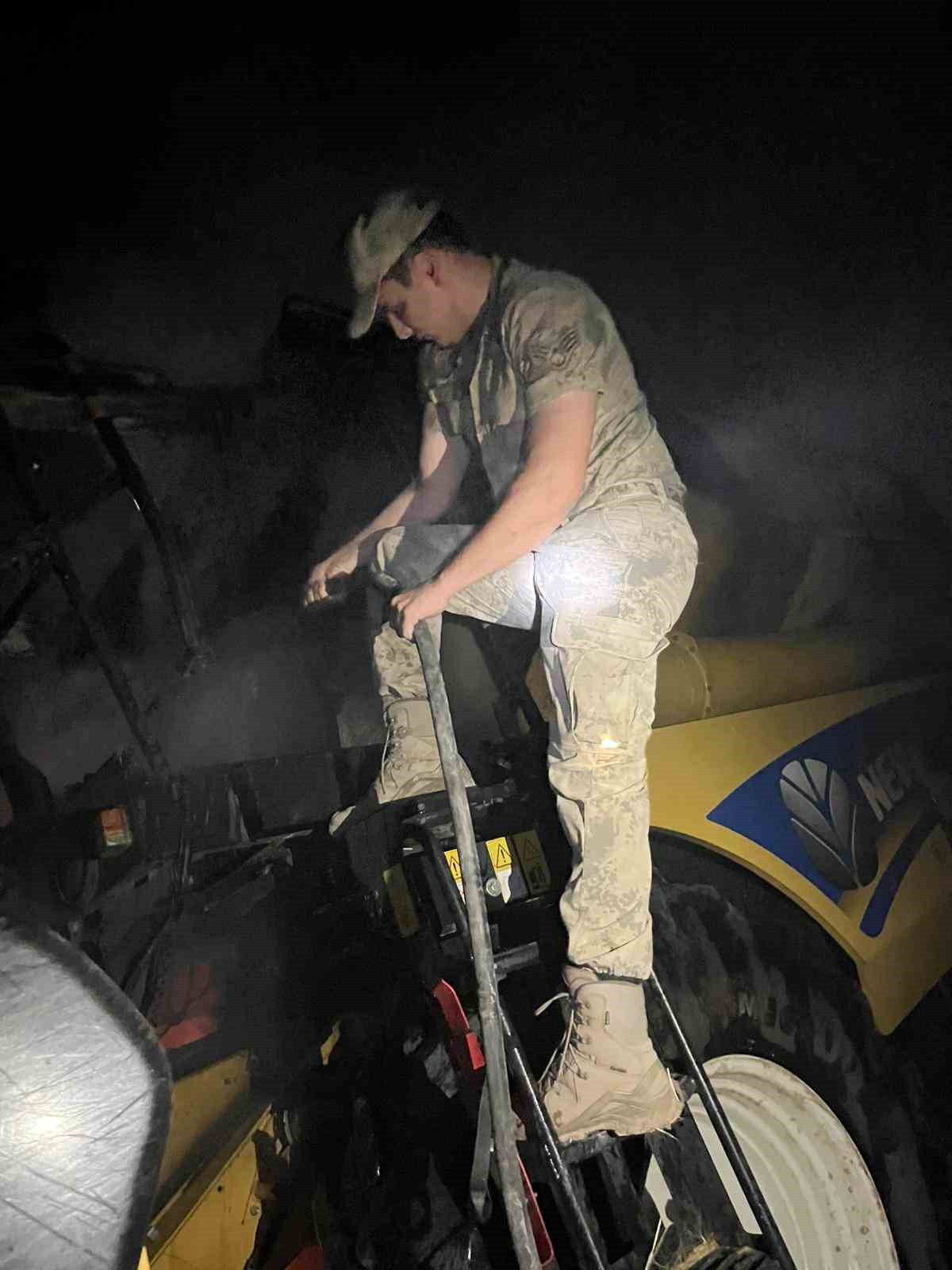 Bi&ccedil;erd&ouml;ver ile hasatta yangın kontrol&uuml; uyarısı
