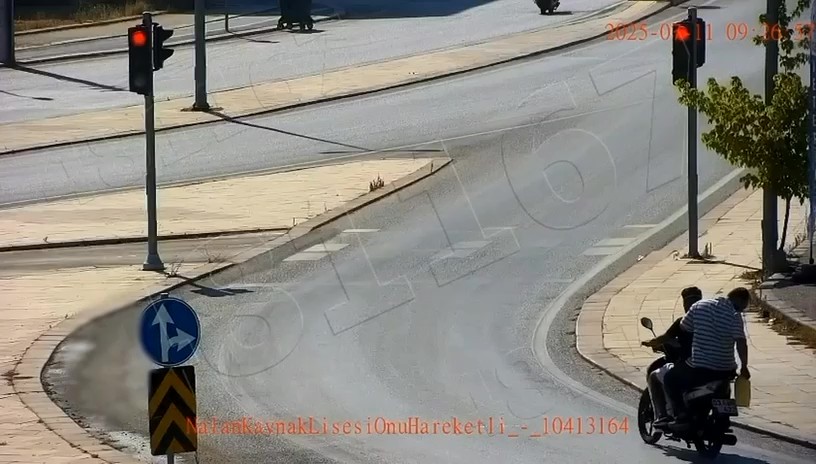 Plakayı kapatıp kırmızı ışıkta geçen sürücüye 7 bin lira ceza kesildi