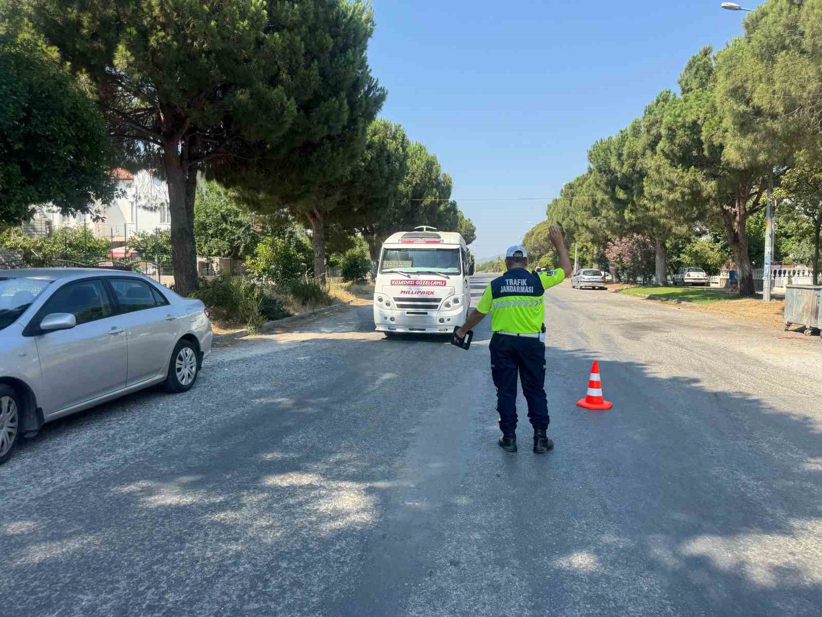 Jandarma sivil denetimlere devam ediyor