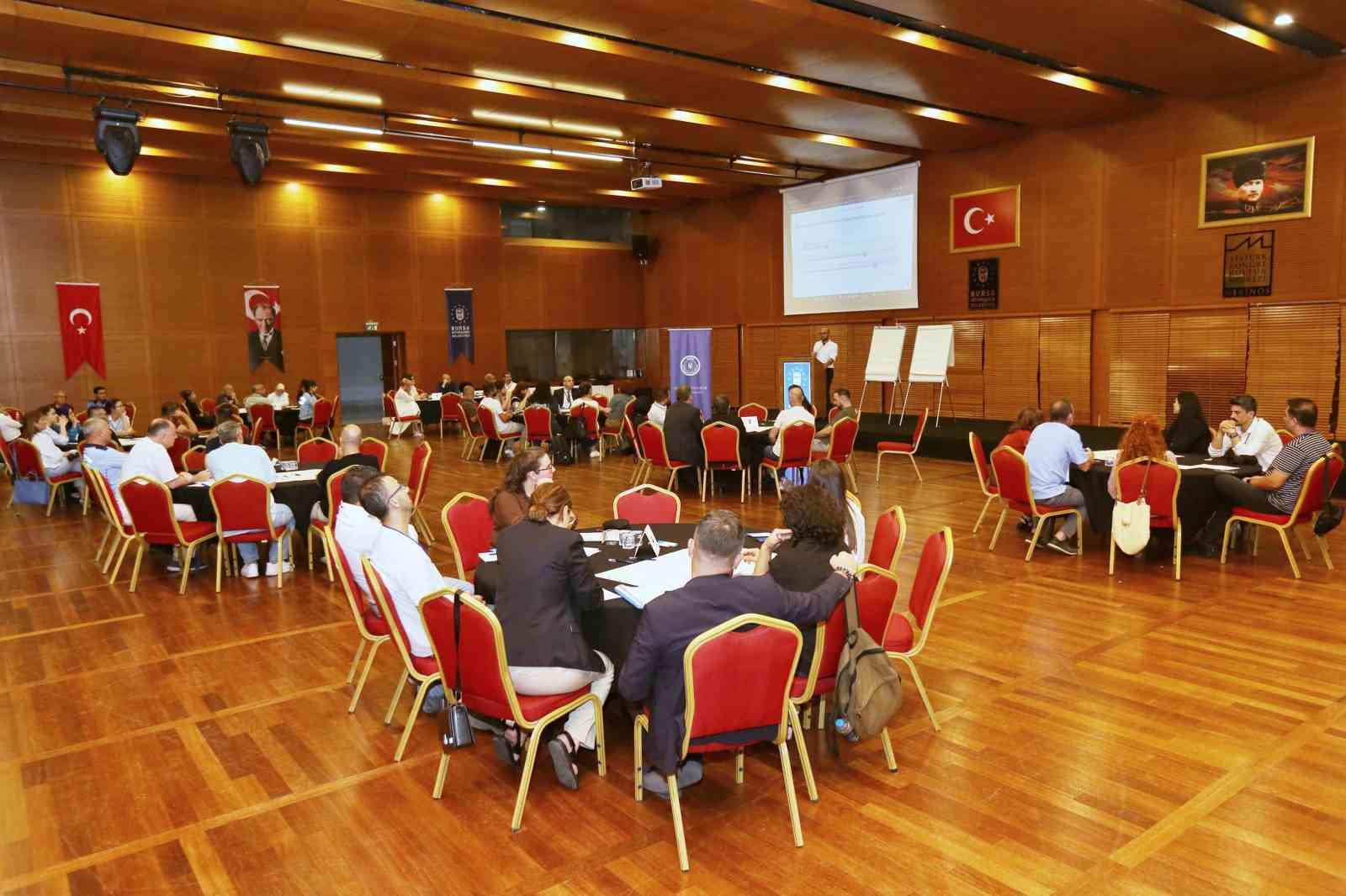 Büyükşehir’den ‘Bursa Kent Mobilyaları Tasarım Çalıştayı’