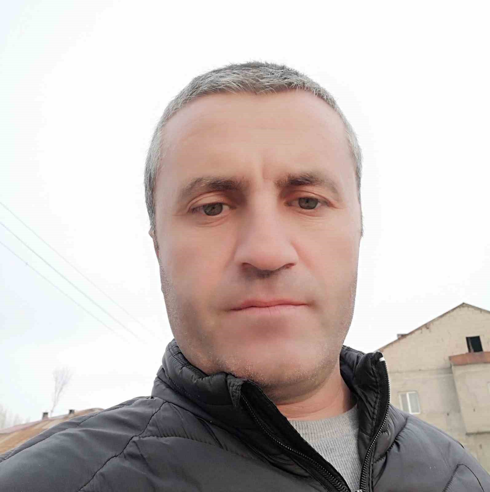 Tırın iletken hattına &ccedil;arpmasıyla oluşan arızaya giden personel ağır yaralandı
