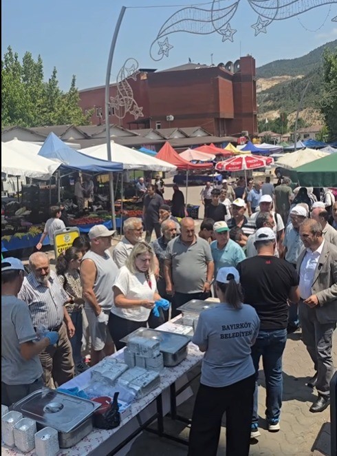 Bayırköy’de aşure bereketi