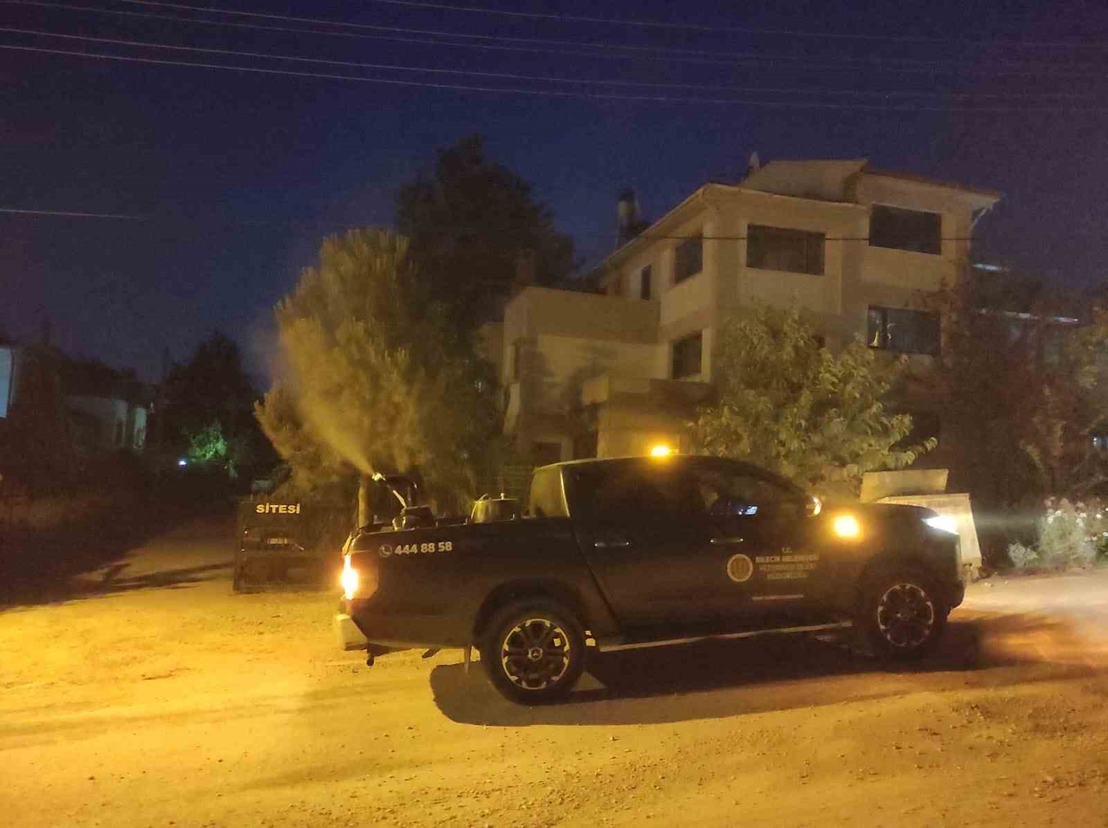 Bilecik’te mahalle mahalle sinek ilaçlaması