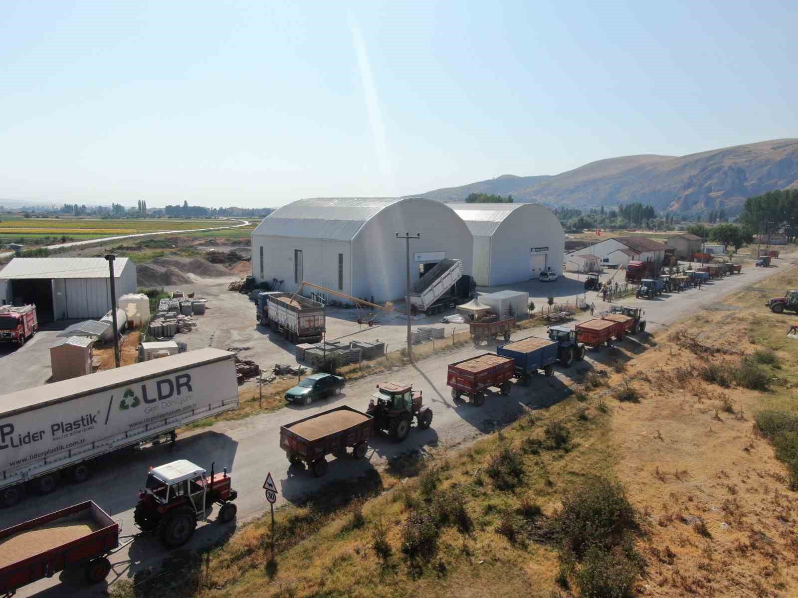 TMO alım noktası bu yıl da İn&ouml;n&uuml;&rsquo;de hizmette
