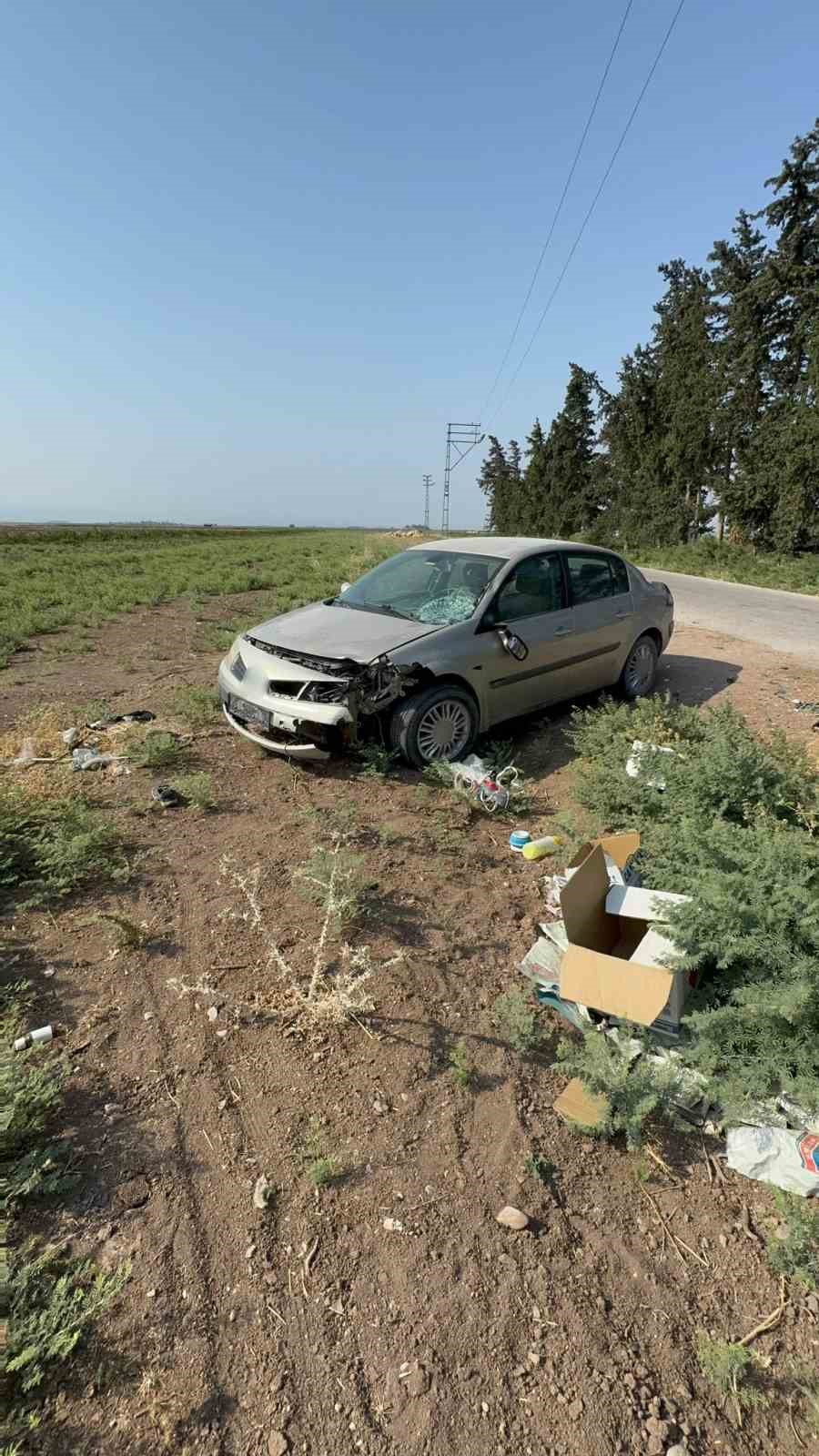 Otomobille çarpışan motosiklet sürücüsü öldü