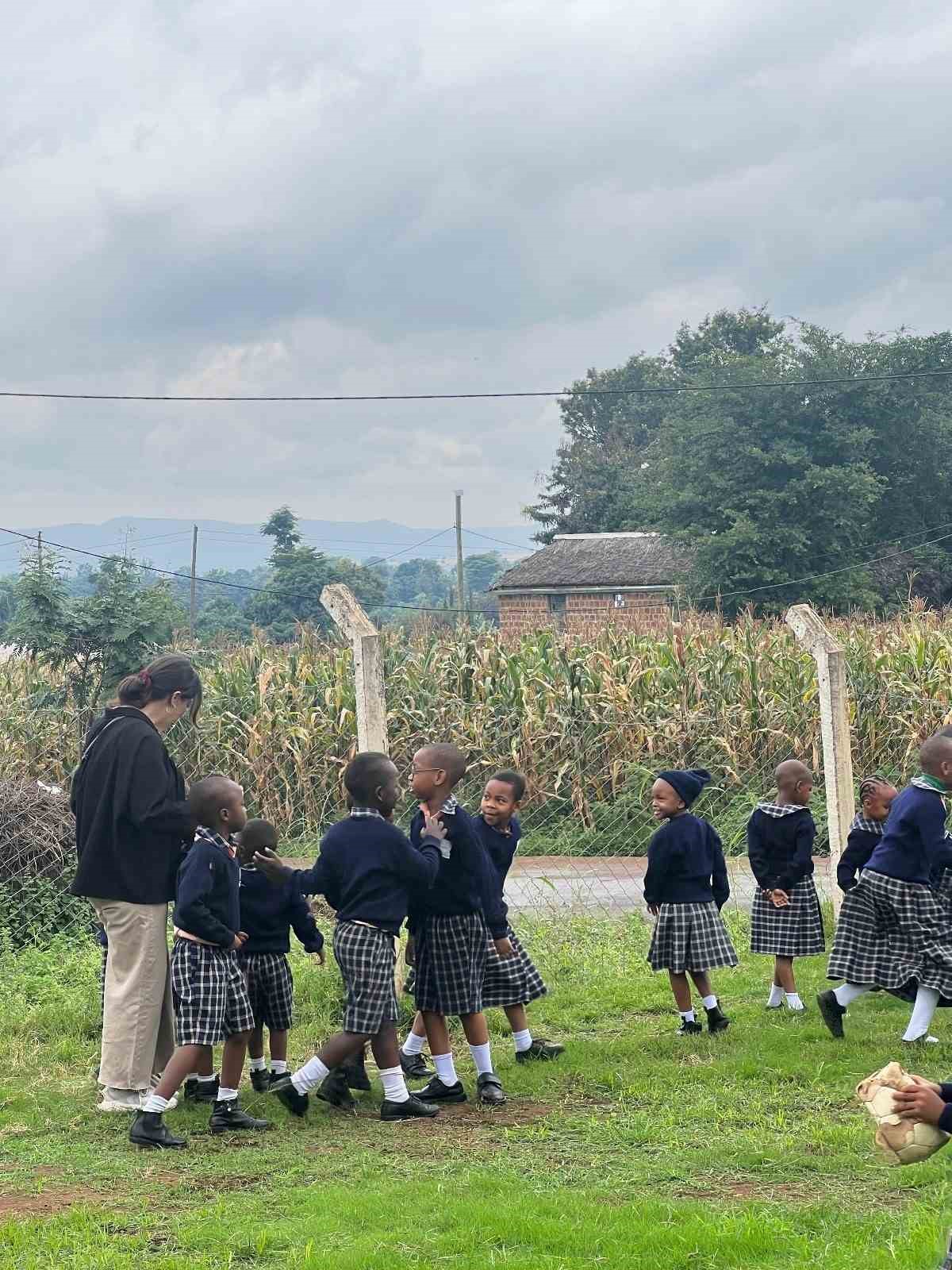 MSK&Uuml;&rsquo;den Tanzanya&rsquo;ya uzanan g&ouml;n&uuml;ll&uuml; eğitim k&ouml;pr&uuml;s&uuml;
