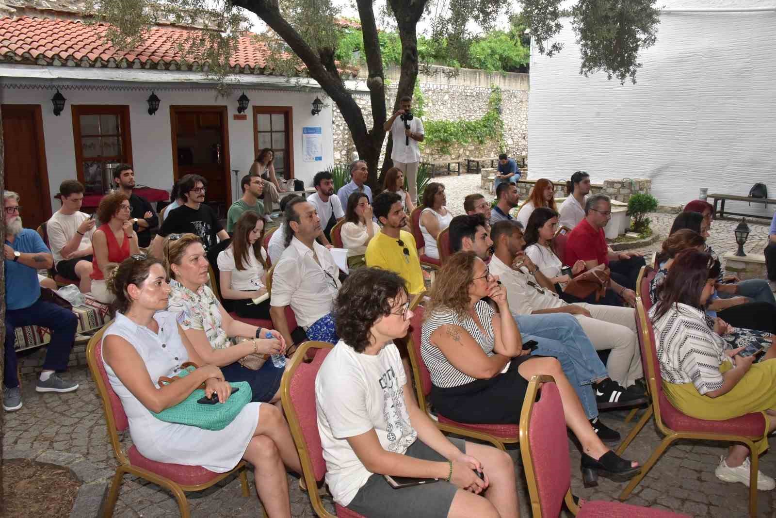 Bilim Kafe’de bu kez arkeoloji konuşuldu: "Kadıkalesi’nden Bizans’a yolculuk"