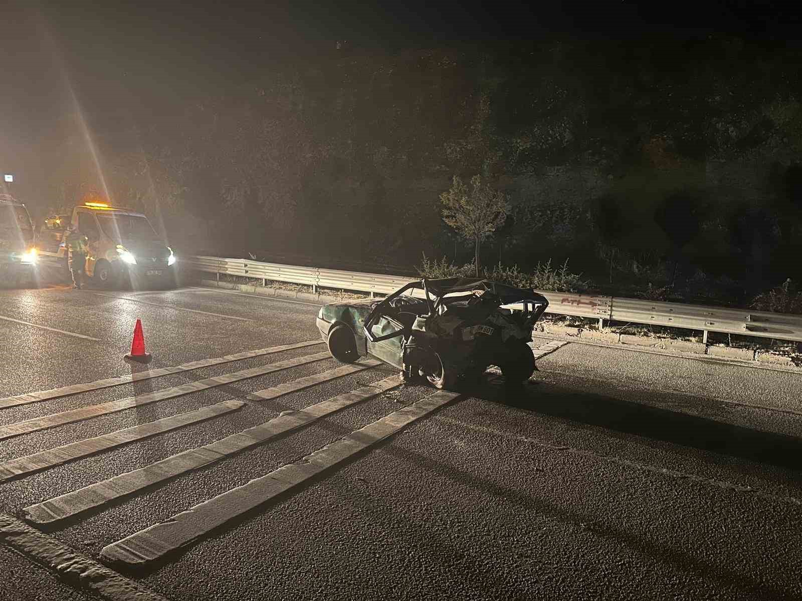 &Ouml;l&uuml;ml&uuml; kazaya karışan s&uuml;r&uuml;c&uuml; 2.38 promil alkoll&uuml; &ccedil;ıktı
