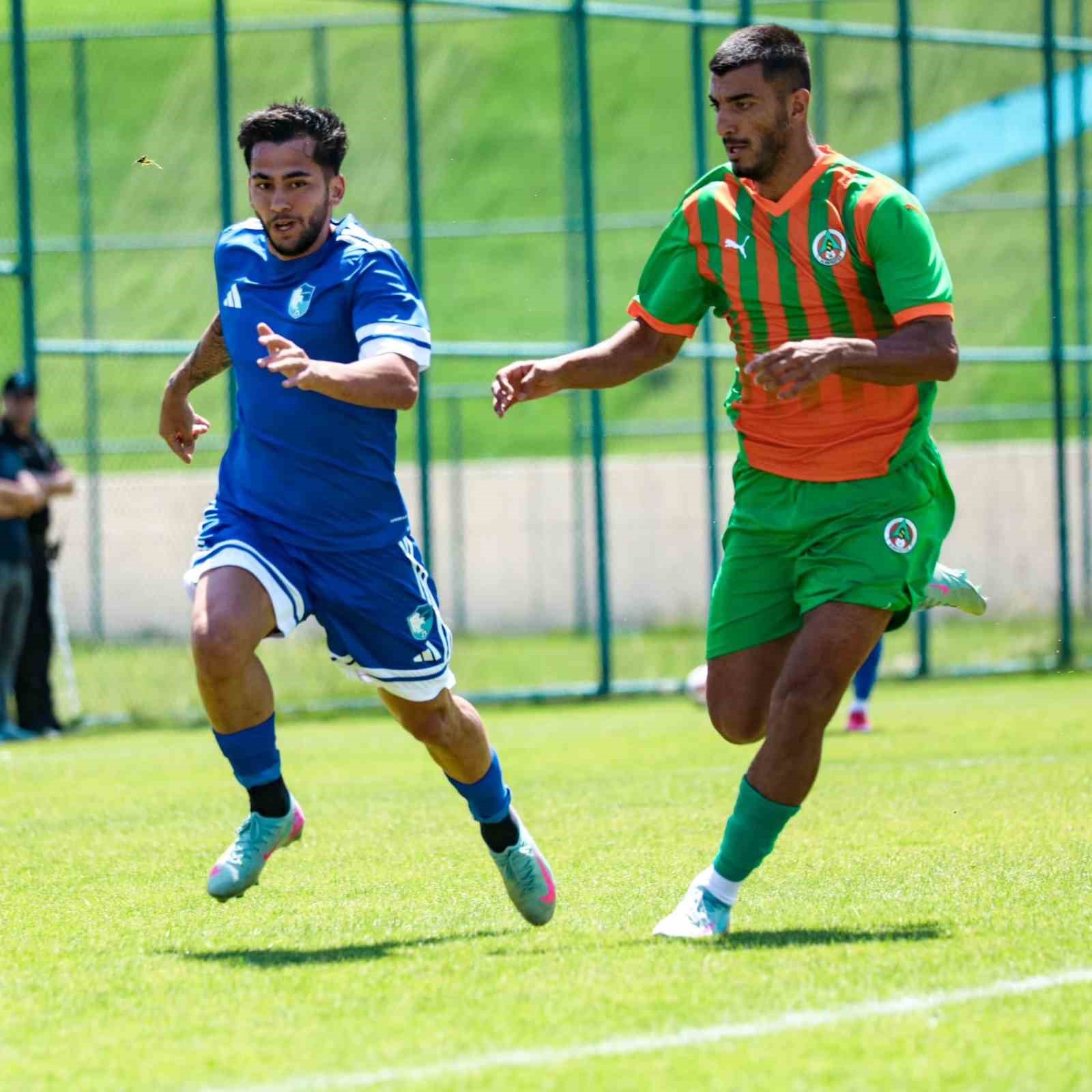 Erzurumspor FK, ilk hazırlık maçında Alanyaspor’a 2-0 mağlup oldu