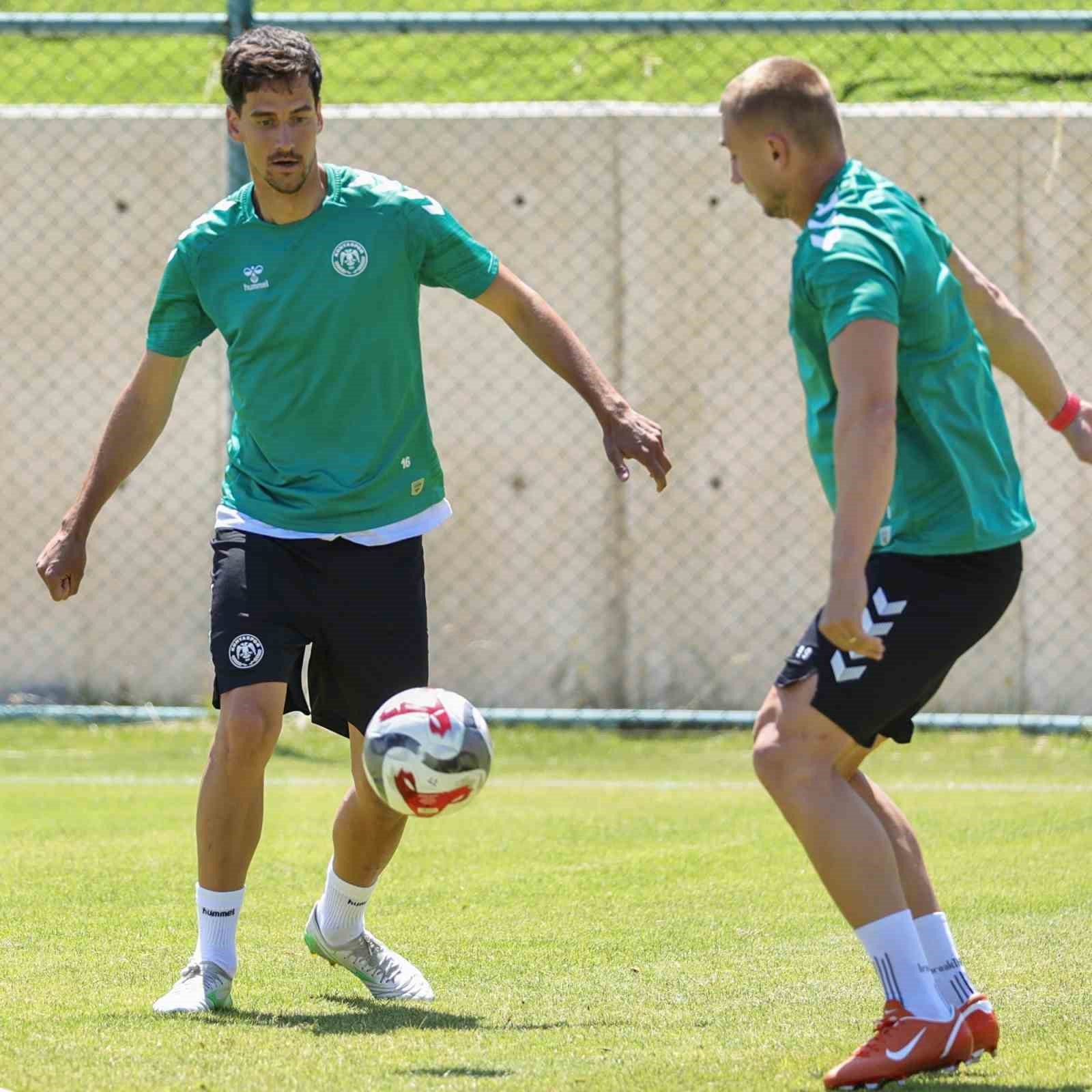 Konyaspor, Erzurum Kampı&rsquo;ndaki son antrenmanını tamamladı
