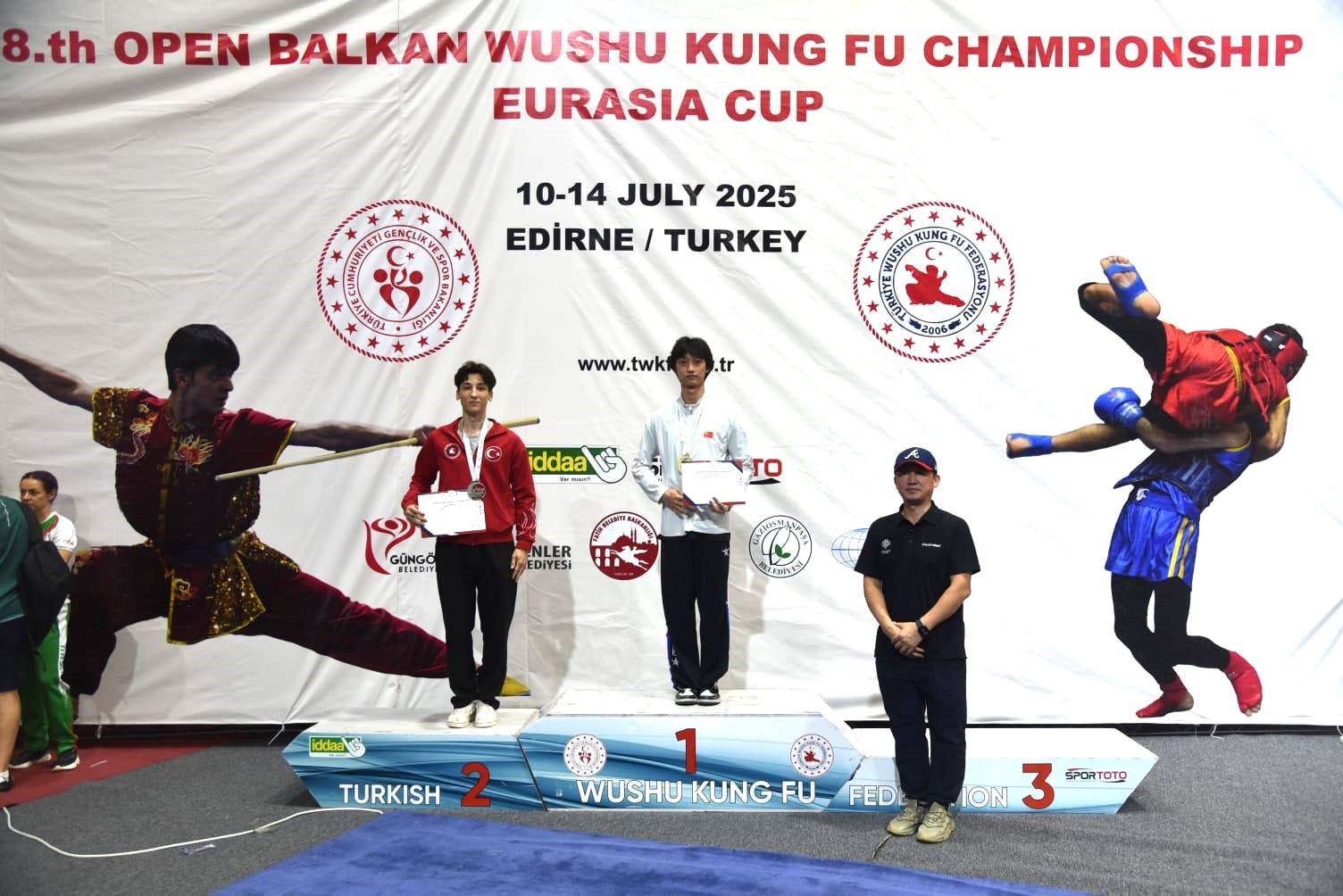 Sakarya Büyükşehir’in ‘wushu kung fu’ takımından tarihi başarı