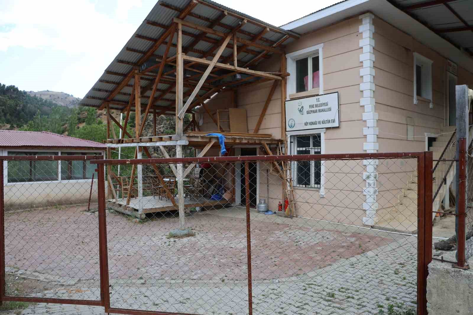 Vatandaşların köy adına alındı sandıkları konak, eski muhtarın çıktı