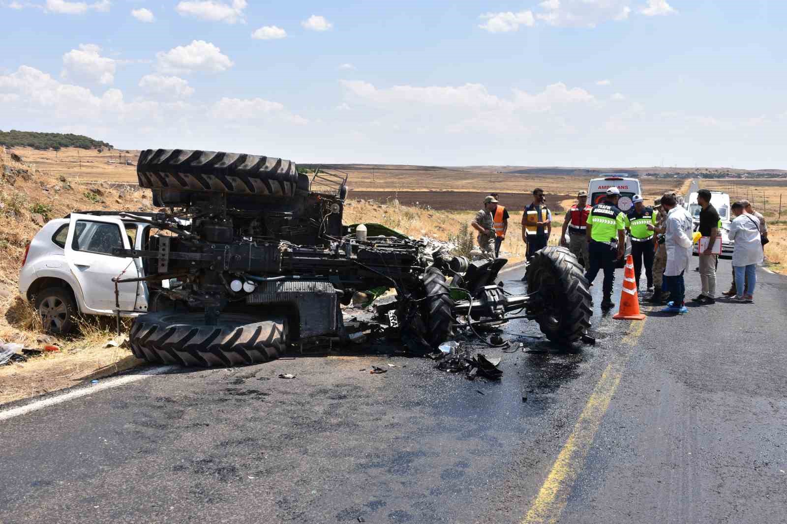 Siverek-Çermik karayolunda feci kaza: 1 ölü, 2 yaralı