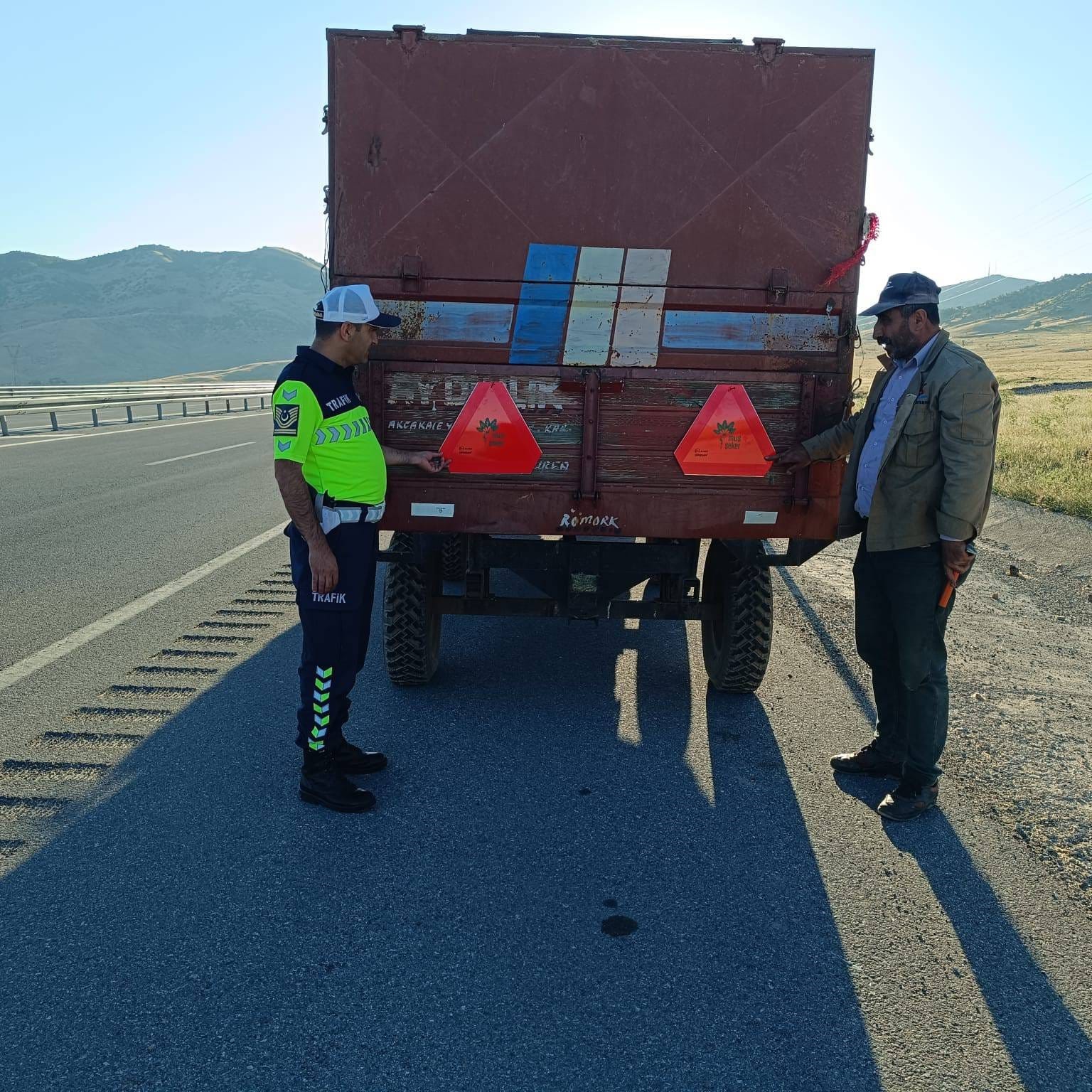 Muş’ta traktör ve biçerdöverler denetlendi