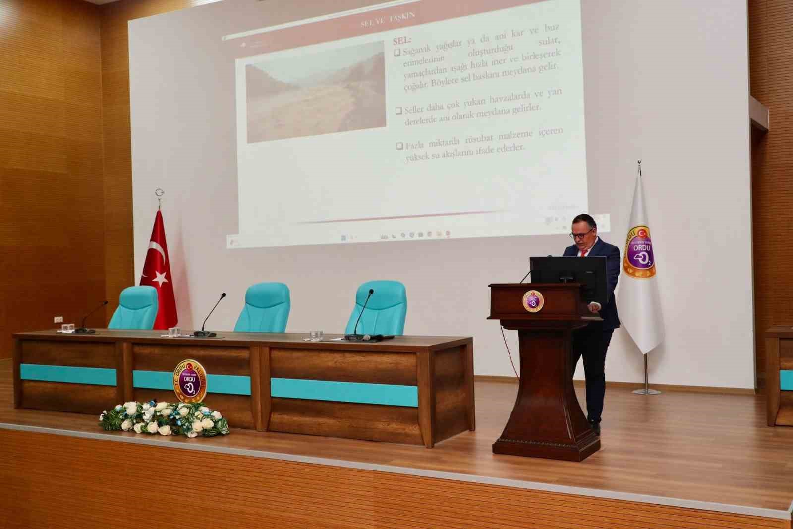 Ordu&rsquo;da taşkın riski masaya yatırıldı
