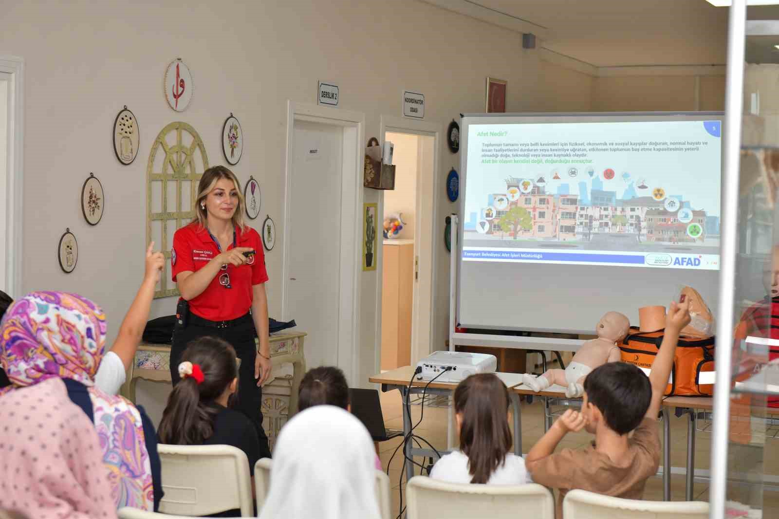 Esenyurt&rsquo;ta afet bilinci seferberliği
