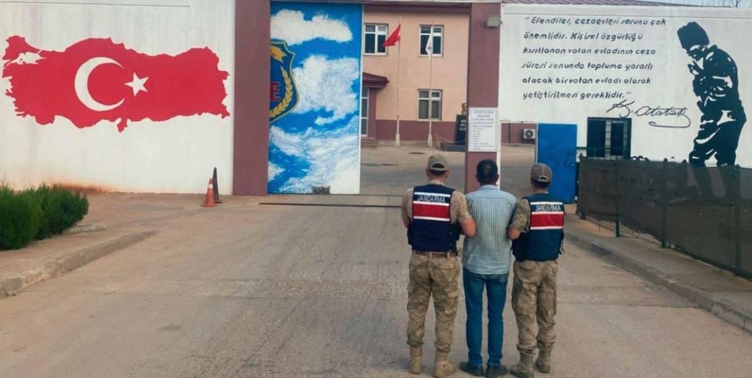 Kesinleşmiş hapis cezası bulunan 3 şahıs yakalandı
