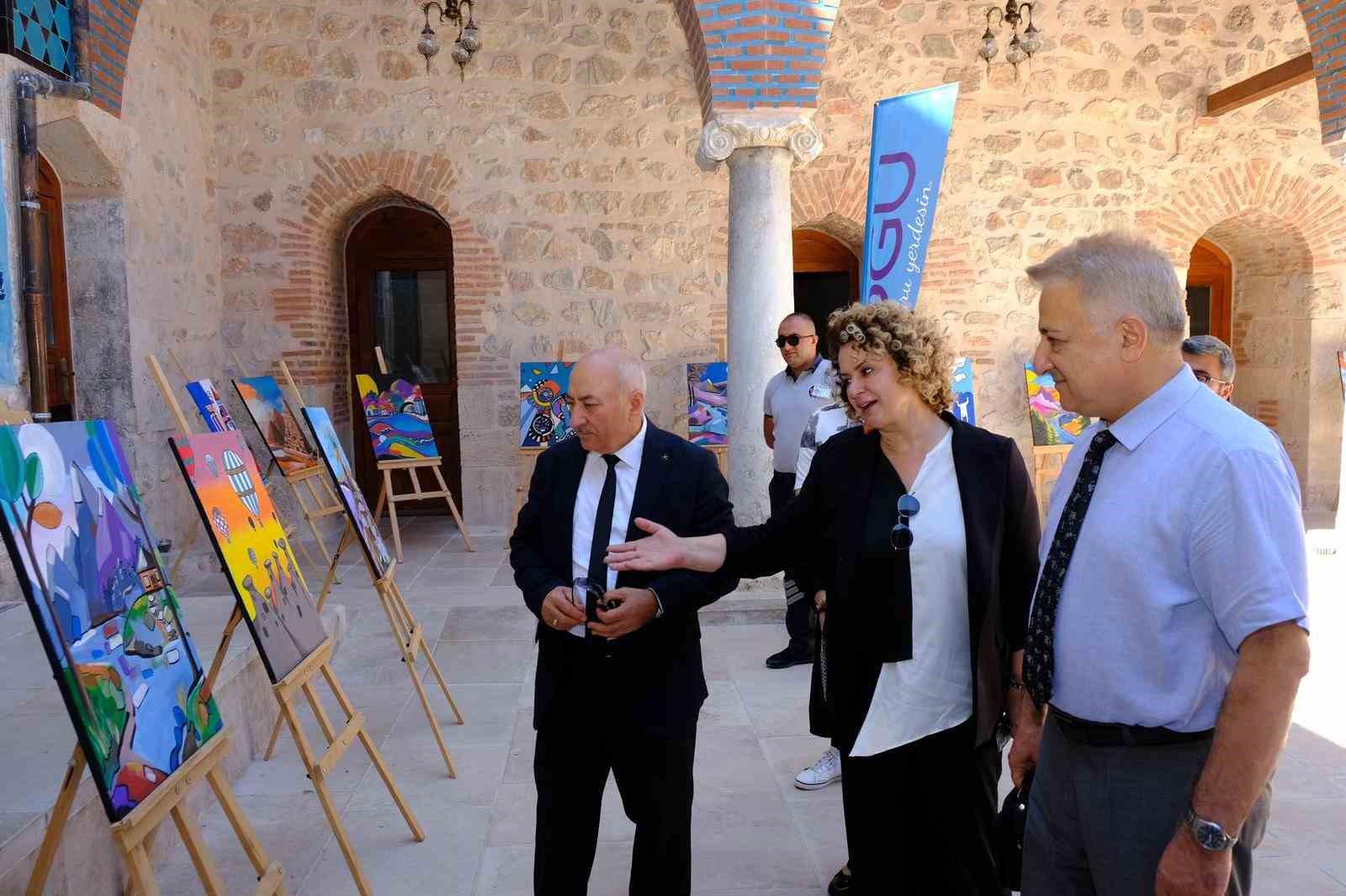 Öğrencilerin özgün çalışmaları Gökmedrese’de sergileniyor