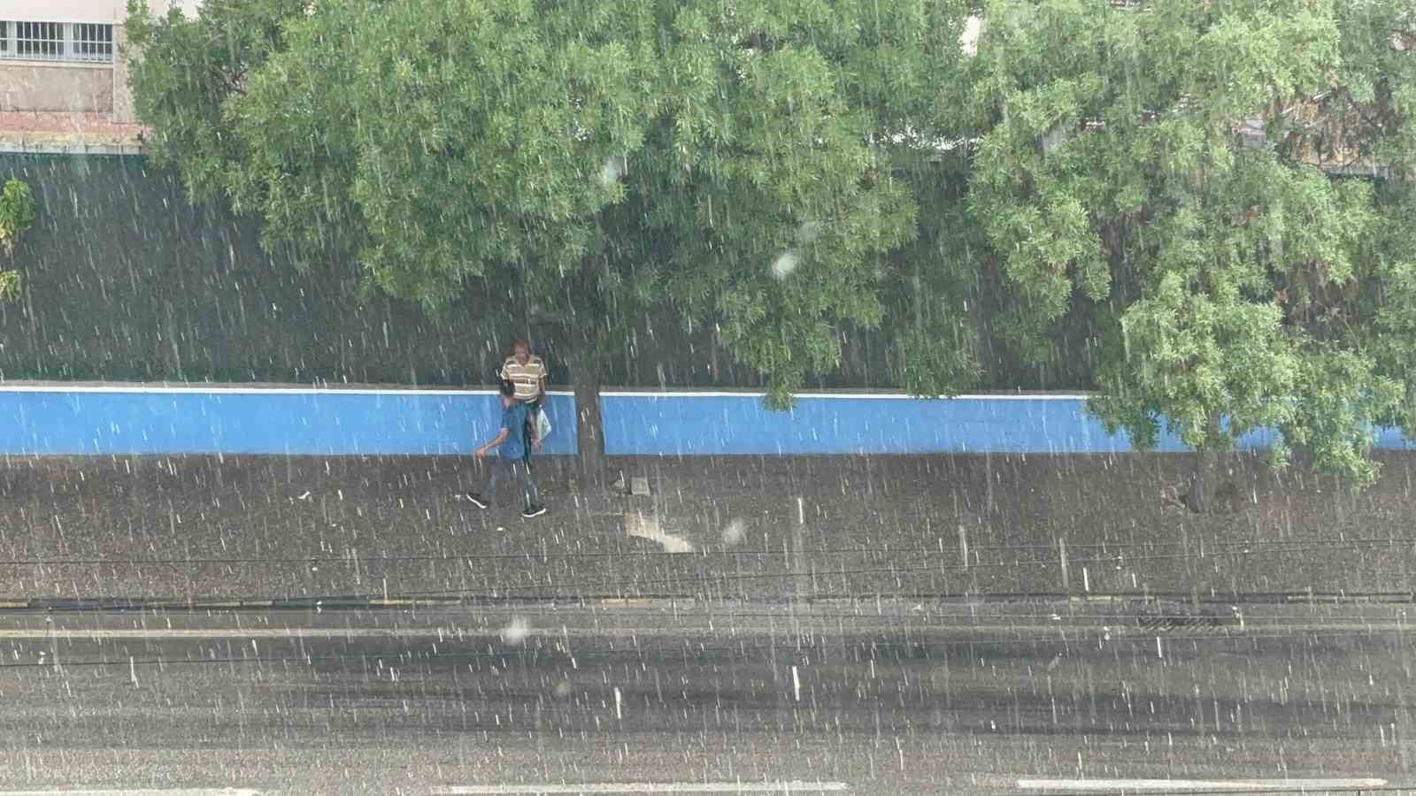 Gaziantep’te sağanak ve dolu