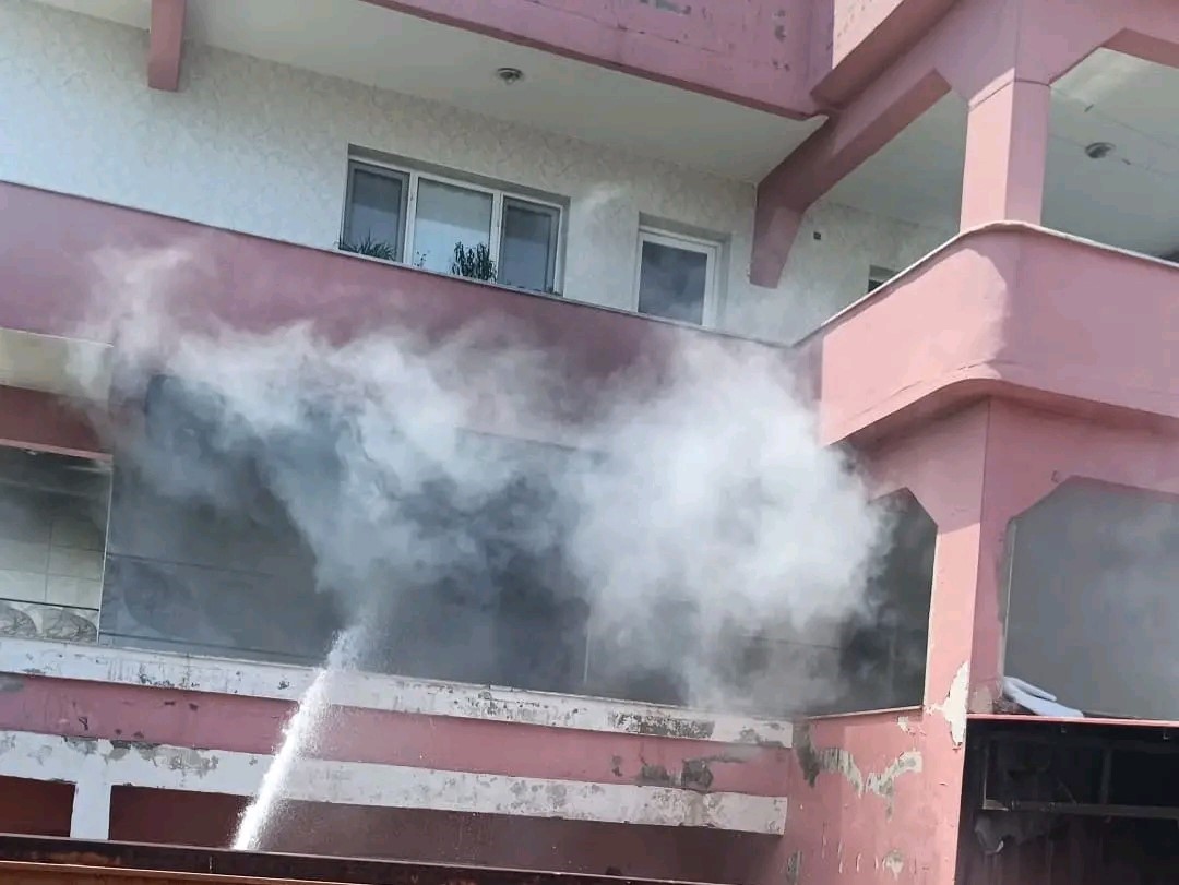 Kırıkhan’da ev yangını