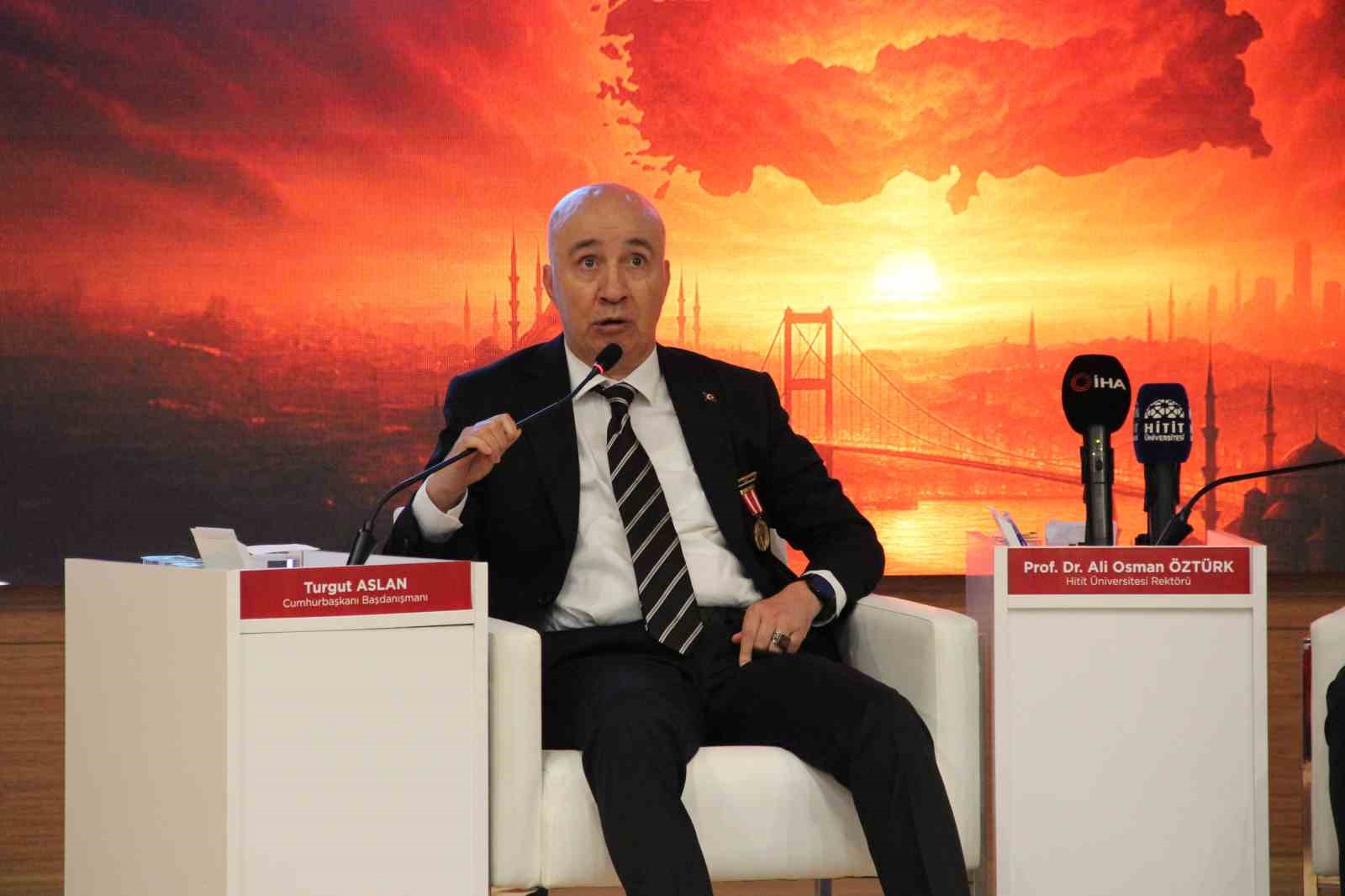 15 Temmuz gazisi Turgut Aslan: "Eğer FETÖ kazansaydı, demokrasi ve halk kaybetmiş olacaktı"