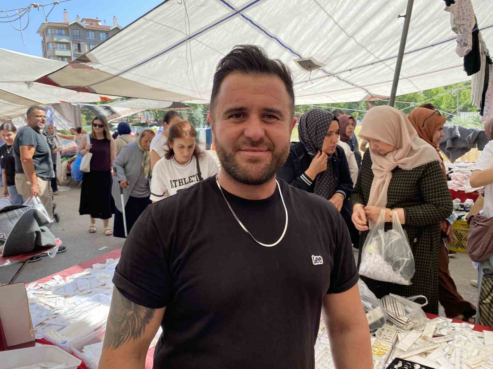 Esnaf Çarşamba Pazarı’nın taşınmasını istemiyor