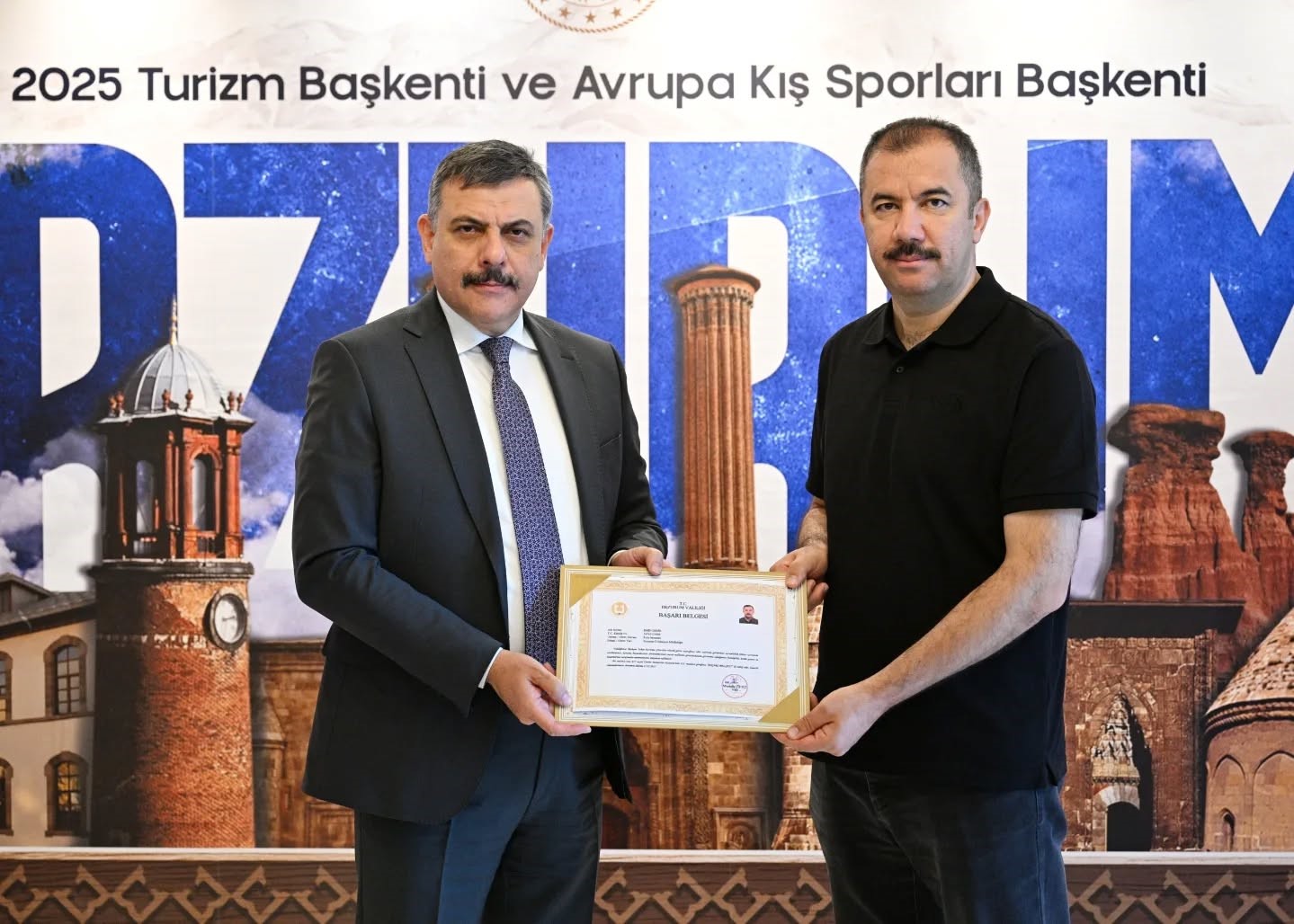 Vali Çiftçi’den vefa örneği