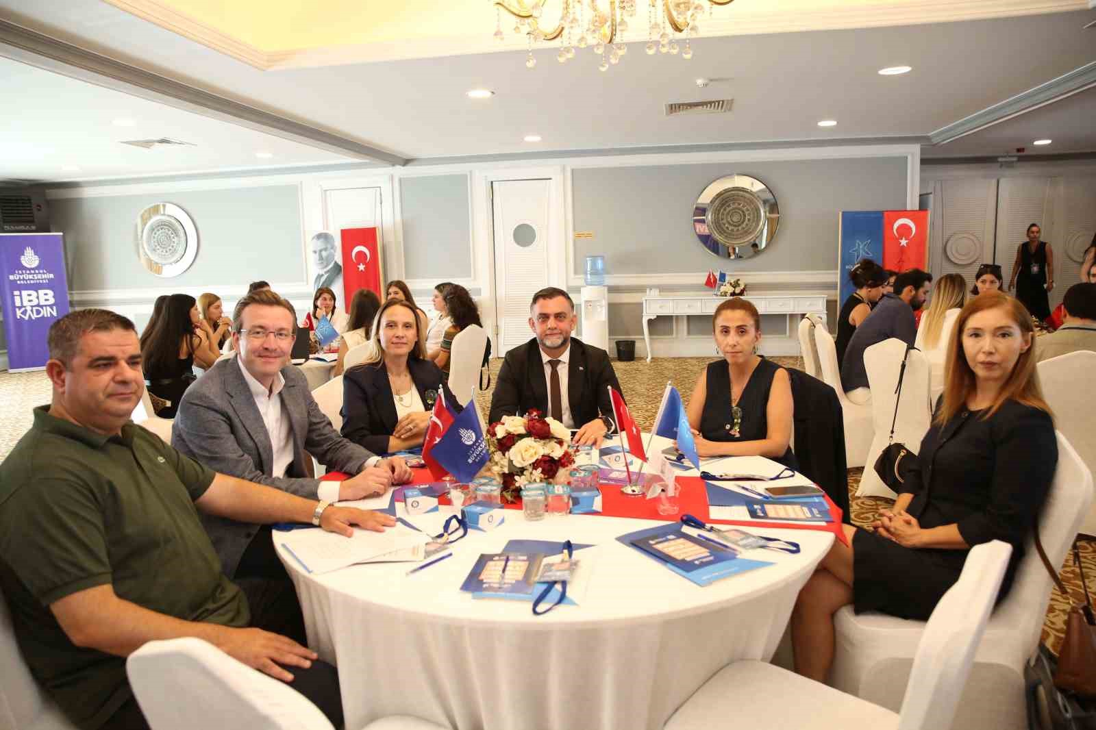 Küçükçekmece’de ‘’Evlilik Okulu Rehberi Çalıştayı’’ gerçekleştirildi