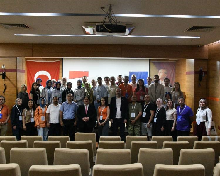 Yapay zekanın eğitimcilerin yerini alma ihtimali SA&Uuml;&rsquo;de konuşuldu
