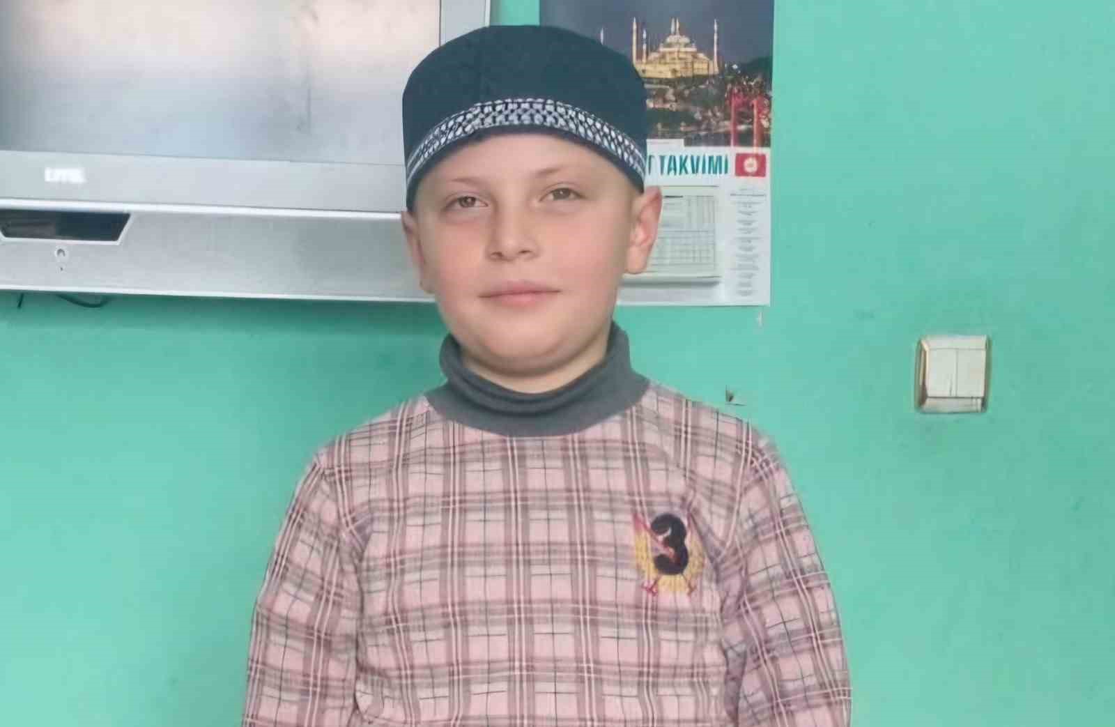 Gölette boğulma tehlikesi geçiren çocuk hayatını kaybetti