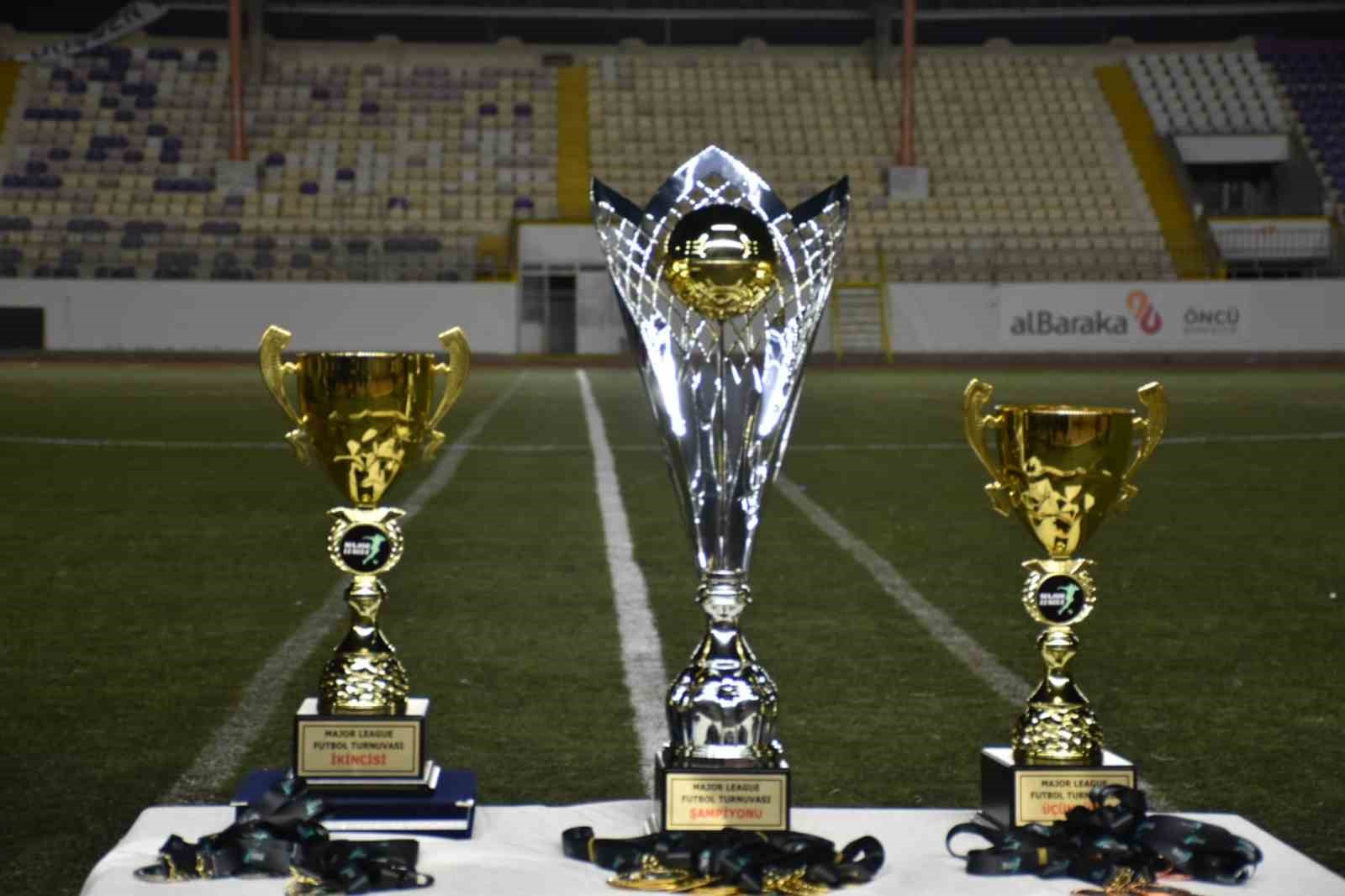 Ovalıbağ FK, Major Futbol Ligi’nde Niğde’yi temsil edecek