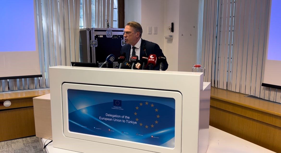 AB Delegasyonu Başkanı Büyükelçi Ossowski: "Vize serbestisi için yazdan sonra teknik görüşmeleri başlatmak istiyoruz"