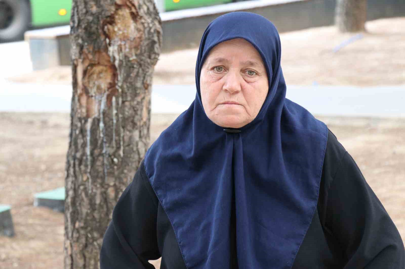 Tetikçi tutularak öldürülen gencin duruşmasında eski eşler birbirlerini suçladı