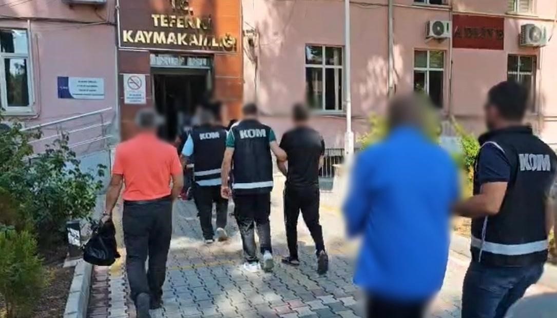 Burdur merkezli 3 ilde düzenlenen operasyonla uyuşturucu ve fuhuş çetesi çökertildi