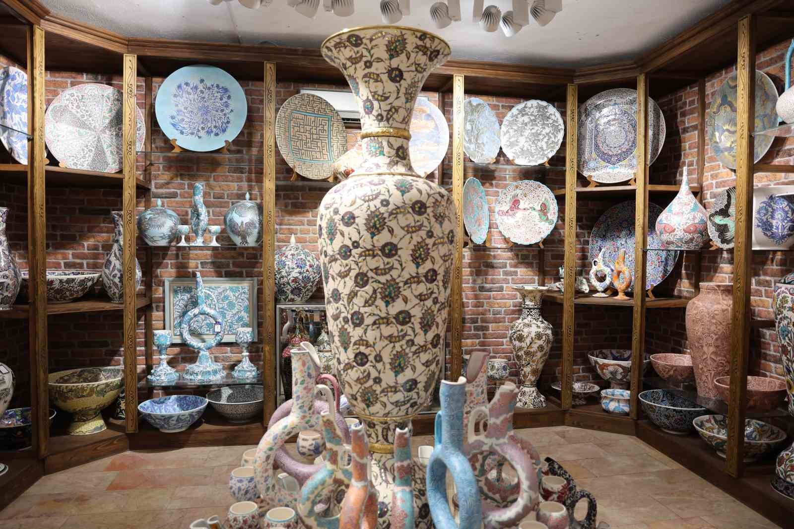 Bu vazonun 1 santimi 20 bin lira