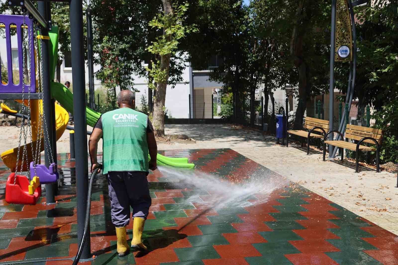 Canik’te bakımlı ve temiz parklar