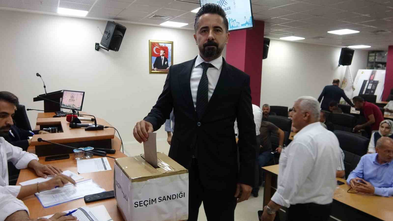 Adıyaman Belediye Meclisi Başkan Vekilini seçti