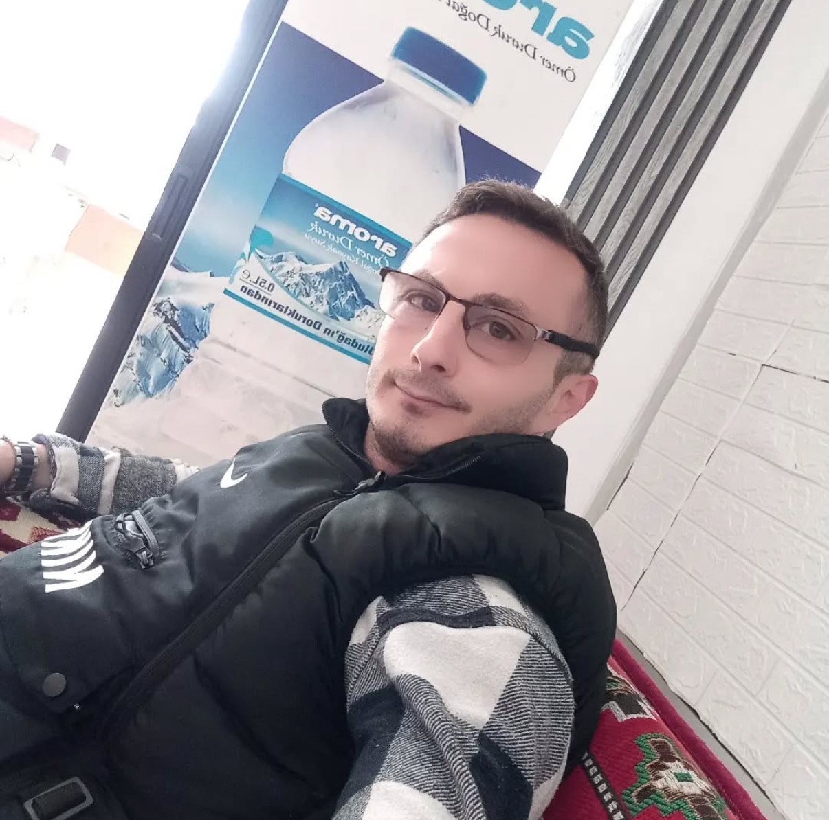 Sağlık merkezi önünde silahlı saldırıya uğrayan şahıs hayatını kaybetti