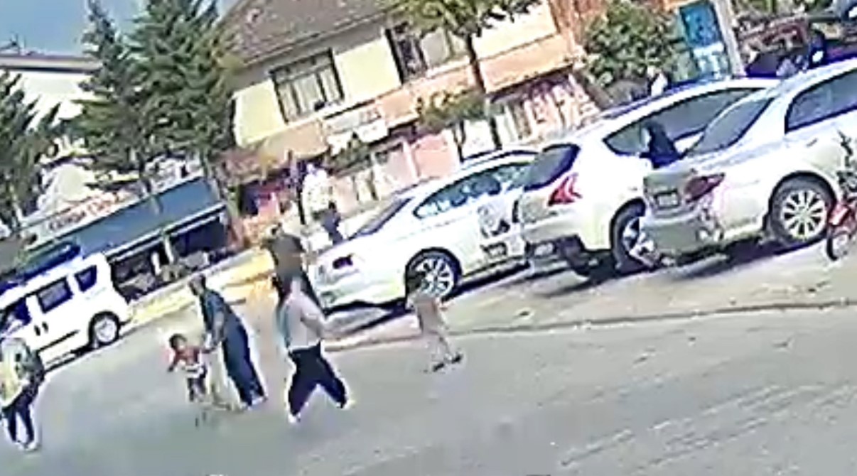 Cinayet zanlısı saklandığı tuvalette yakalandı
