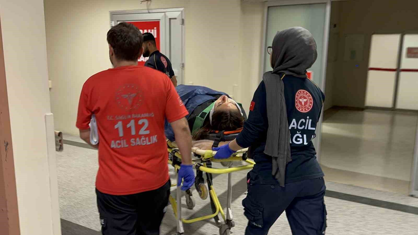 Motosiklet ile hafif ticari ara arpt: 1 yaral
