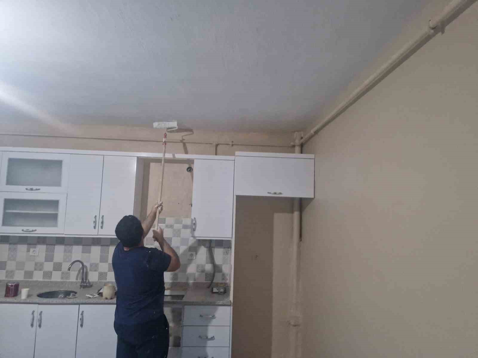 ’Bayburt Yetimine Sahip Çıkıyor’ sloganıyla bir ailenin evi yenilendi