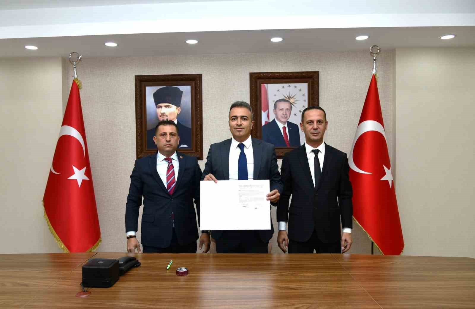 Ardahanlı üreticilere destekler sürüyor