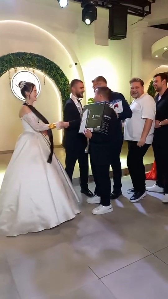 Bursa’da ilginç takı töreni